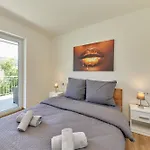 Apartment Henri *