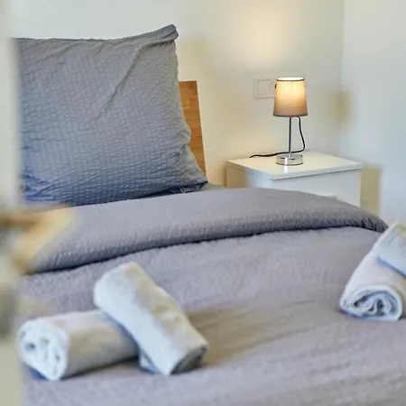 Henri Apartment *